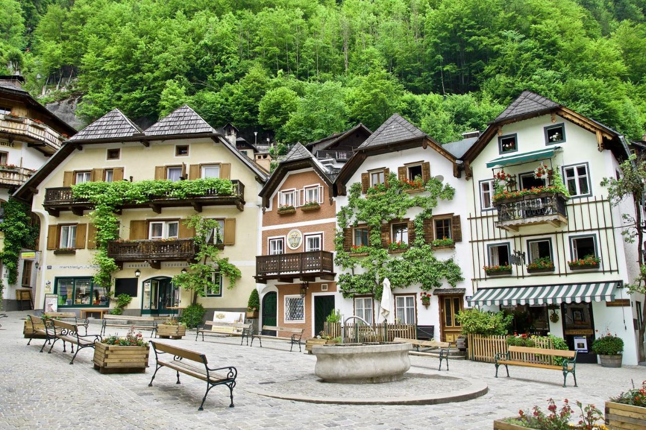 Haus Am Hof - 15Th Century House At The Lake, Near The Marketplace, With A Balcony 할슈타트 외부 사진